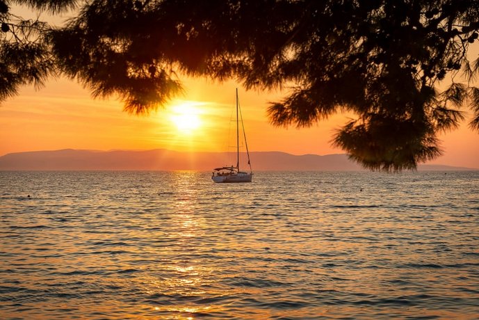 Dalmacija Sunny Hotel by Valamar