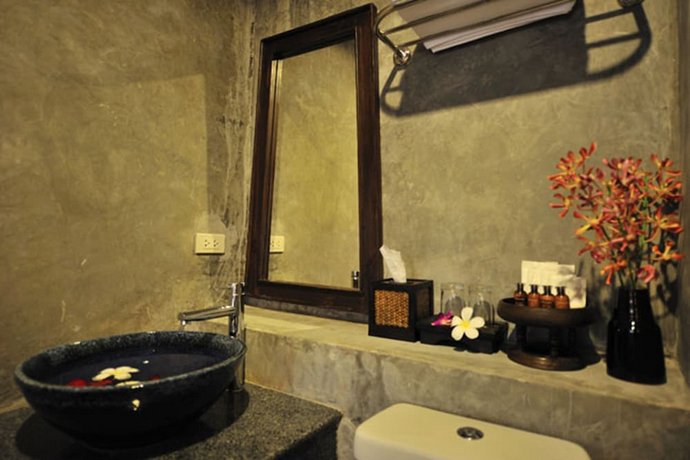 Siralanna Hotel