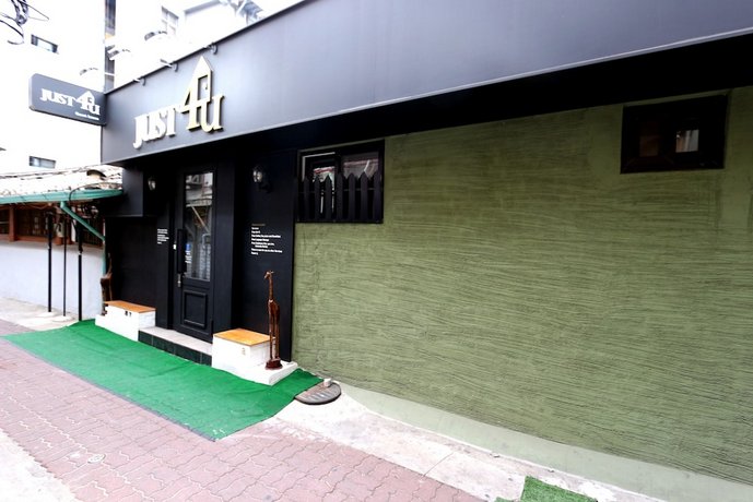 Just4u Guesthouse