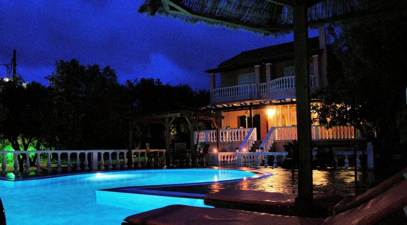 Villa Maxim