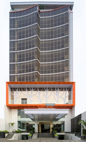 Grand G7 Hotel