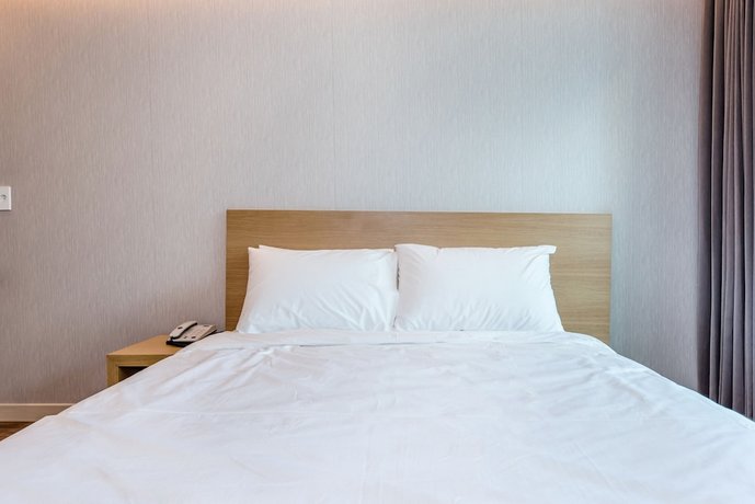 Jnb Hotel