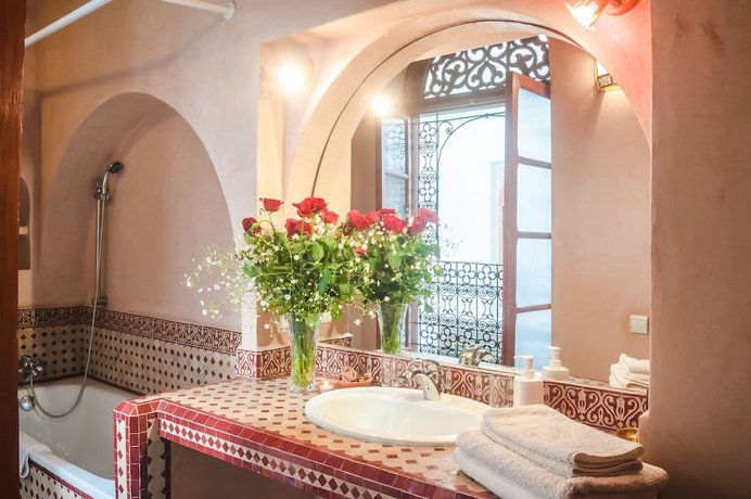 Riad Zamane Fes
