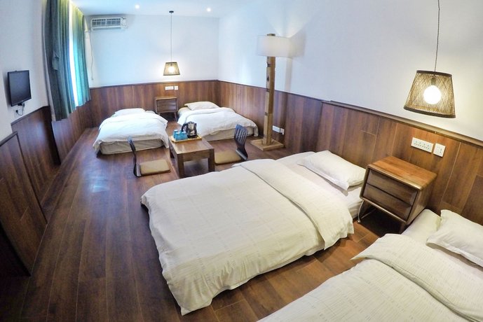 Chengdu Flipflop Hostel Poshpacker Chunxi Road Metro Station