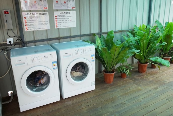 Chengdu Flipflop Hostel Poshpacker Chunxi Road Metro Station