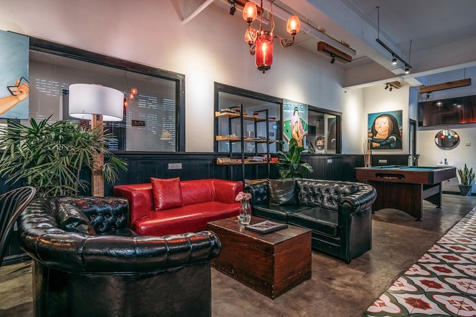 Chengdu Flipflop Hostel Poshpacker Chunxi Road Metro Station