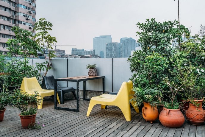 Chengdu Flipflop Hostel Poshpacker Chunxi Road Metro Station