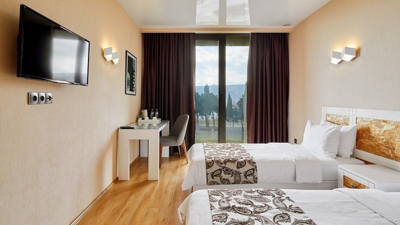 Iveria Inn Hotel