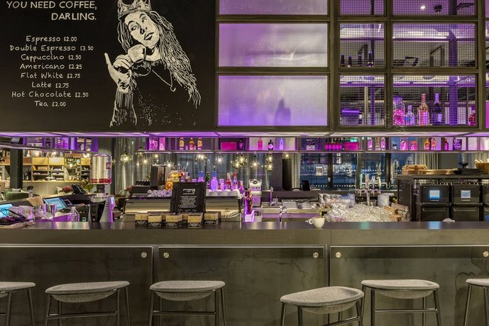 Moxy London Heathrow Airport