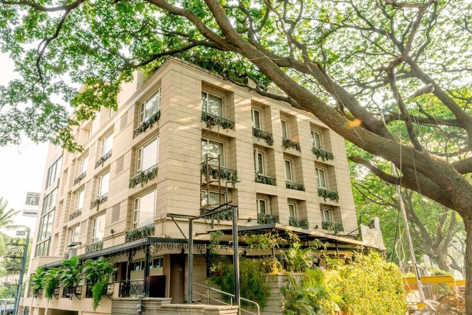 Octave Suites - Residency Rd