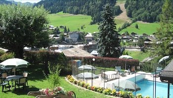 L'Hermine Blanche Morzine