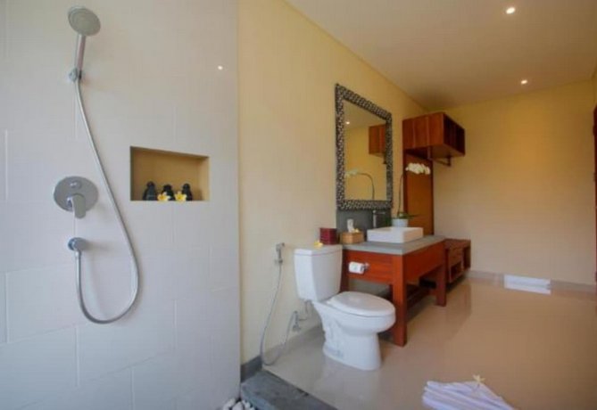 D Lobong Suite