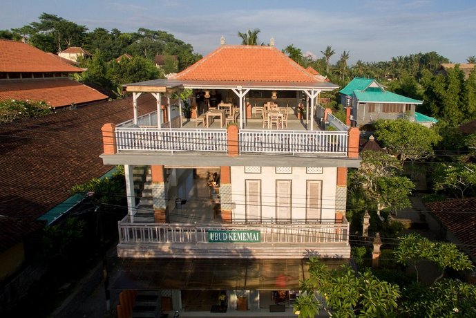 Kememai Hostel