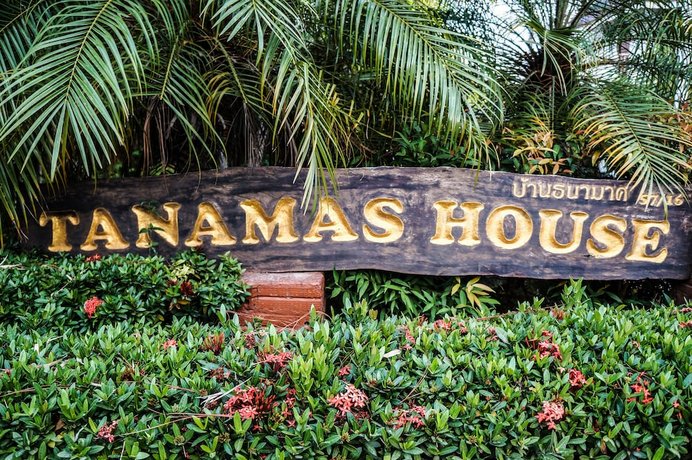 Tanamas House