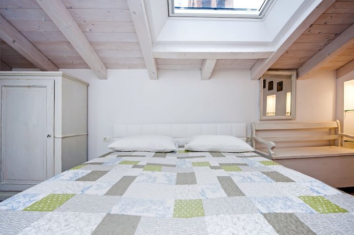 Apartment and Studio CA' 3 VIE