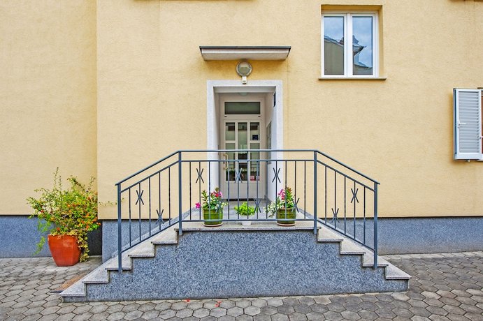 Apartments Bella