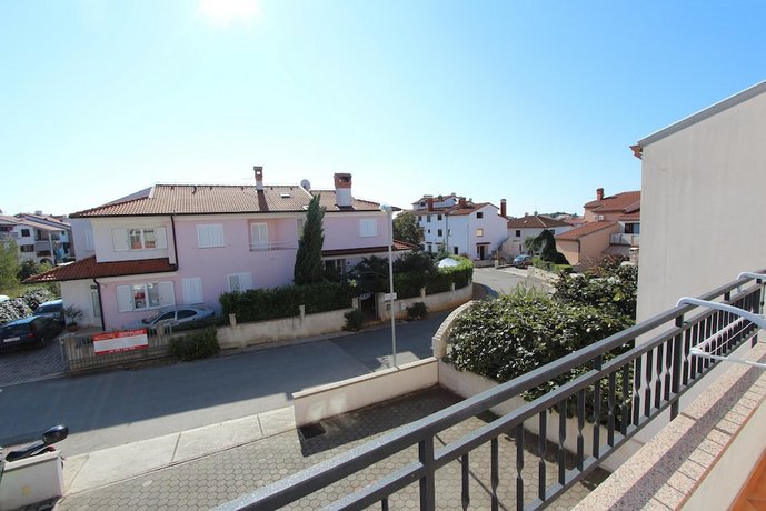 Apartments Elida