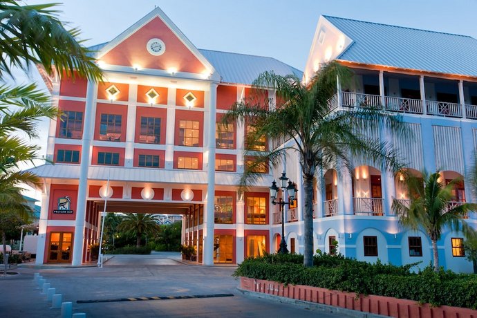Pelican Bay Hotel