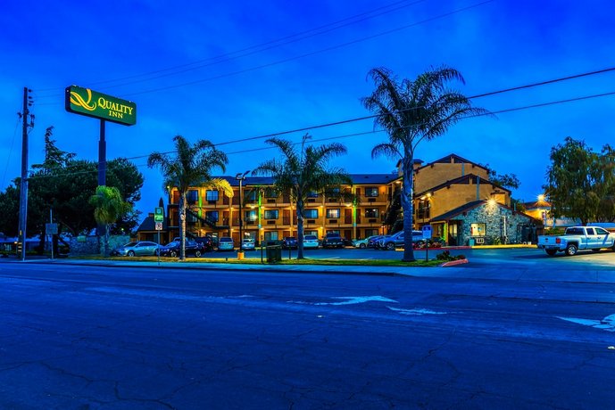 Quality Inn Salinas Compare Deals