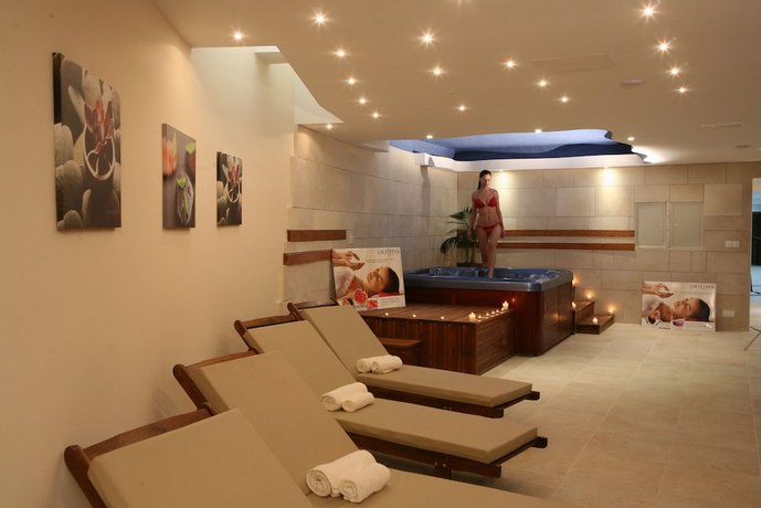 Aphrodite Sands Resort