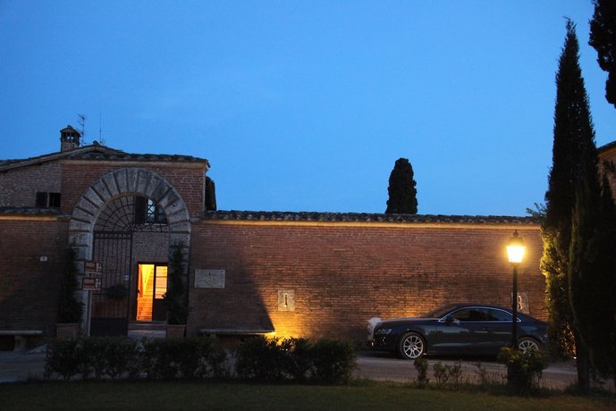 Castello di Leonina