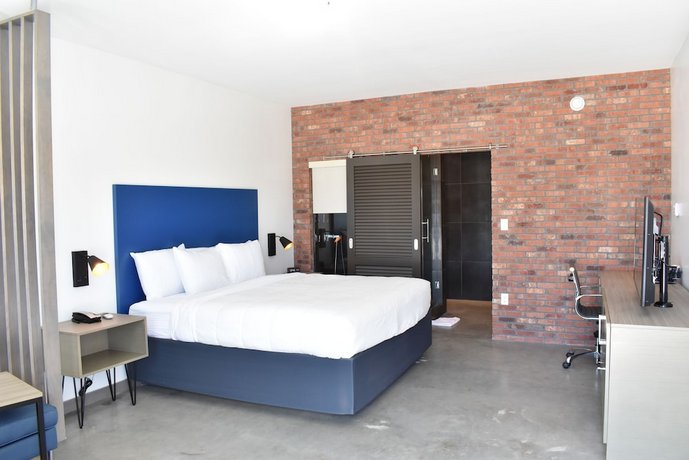 Hotel Bella Houston