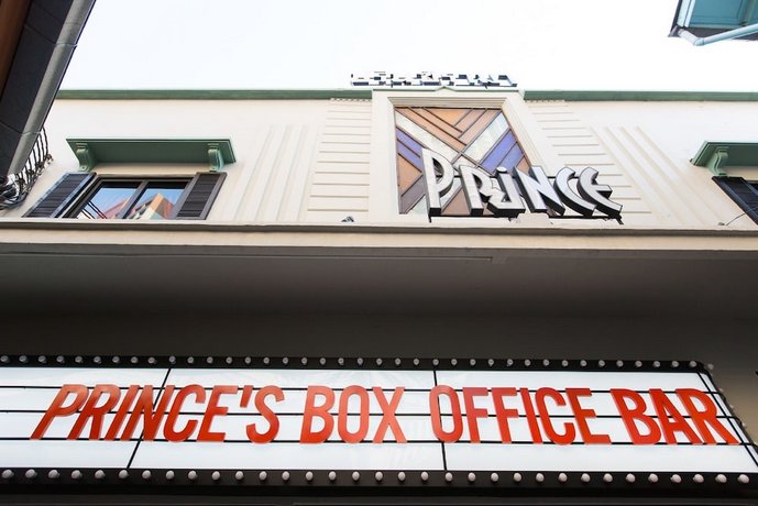 Prince Theatre Heritage Stay