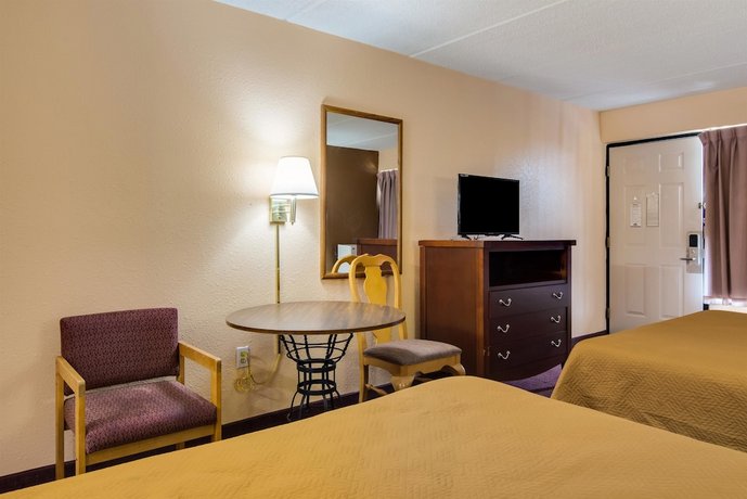 Motel 6 Macon