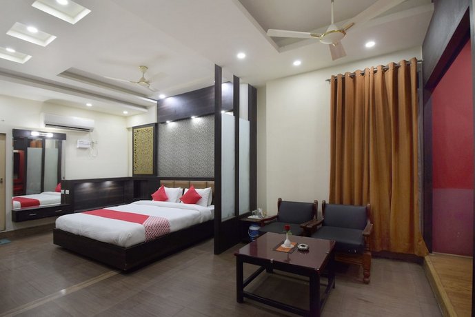 OYO 24936 Hotel C-9