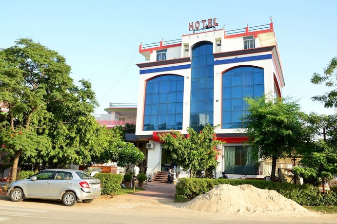 OYO 7238 Hotel Mansarovar Palace
