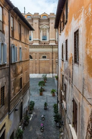 Luxury Navona