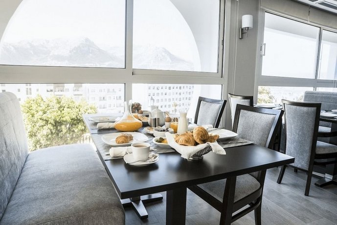 Hotel Al Mandari