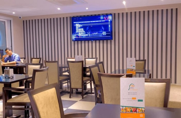Hotel Al Mandari