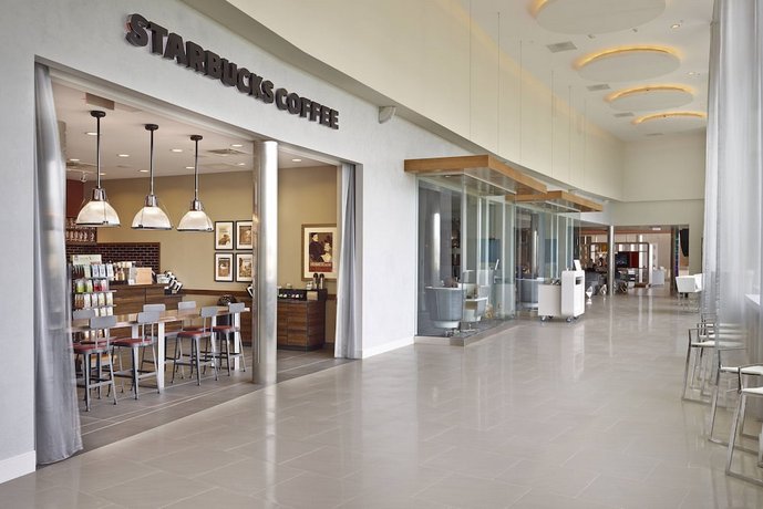 Renaissance Edmonton Airport Hotel