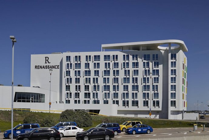 Renaissance Edmonton Airport Hotel