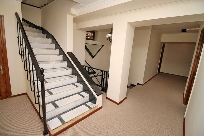 Tiflis House