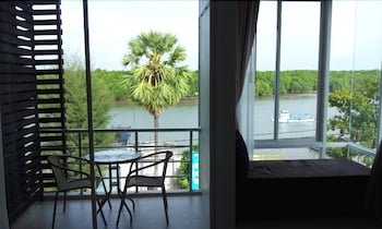 Krabi River View Hotel