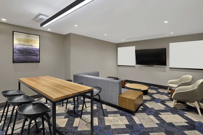 Delta Hotels Calgary Downtown