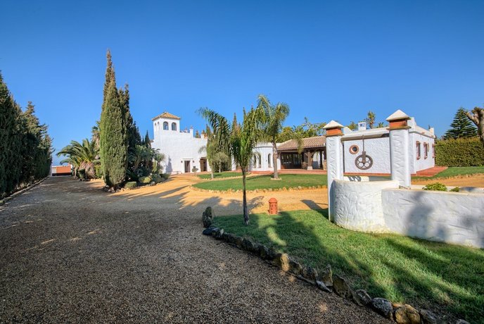 Hacienda Roche Viejo