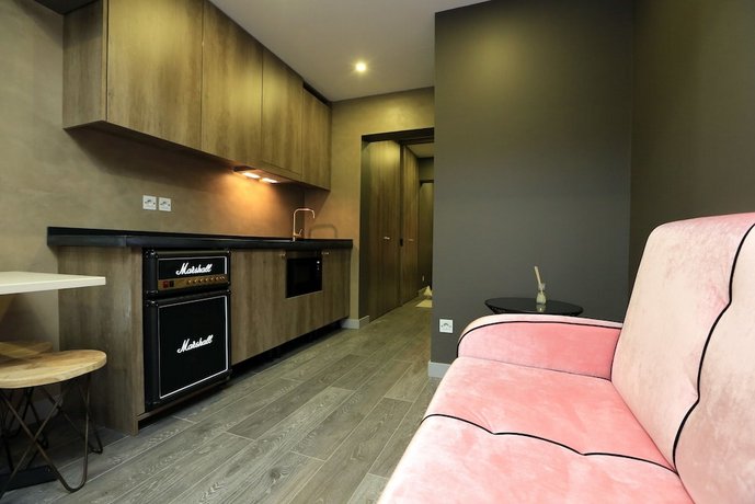 Charm Flats