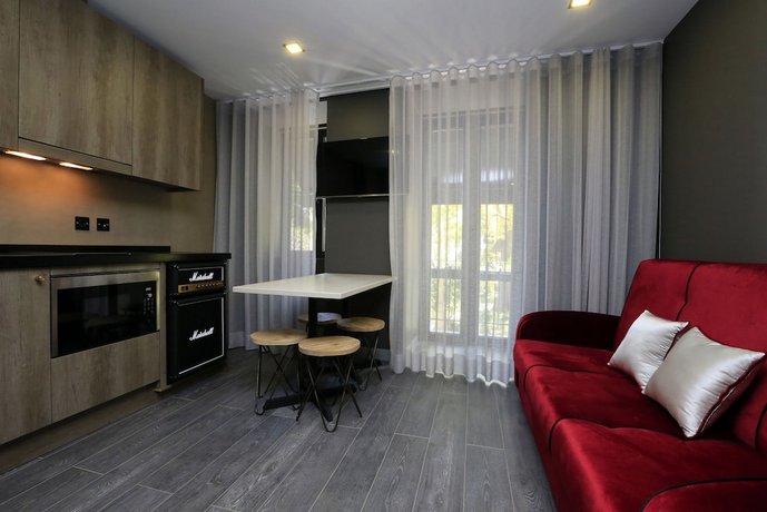 Charm Flats