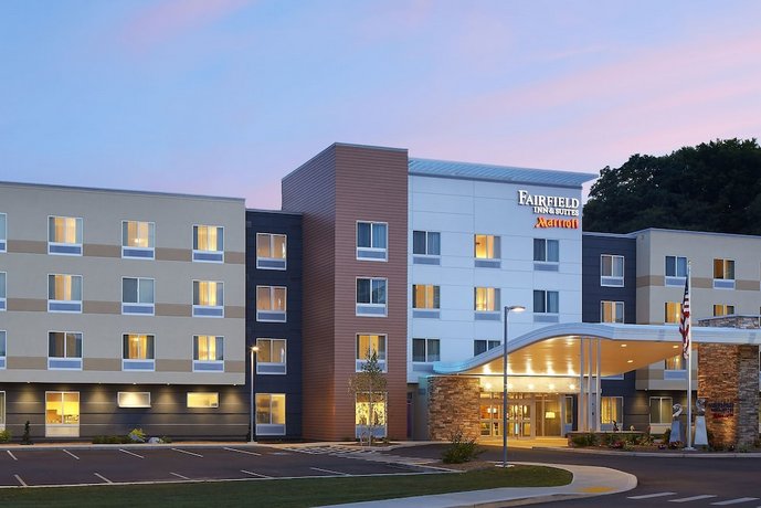 Fairfield Inn & Suites by Marriott Springfield Northampton/Amherst