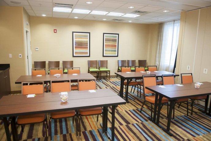 Fairfield Inn & Suites by Marriott Springfield Northampton/Amherst