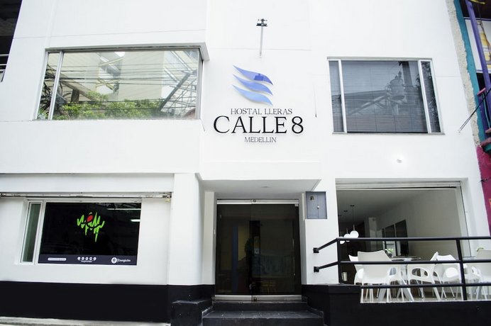 Hostal Lleras Calle 8