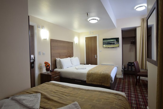 Lucky 8 Hotel