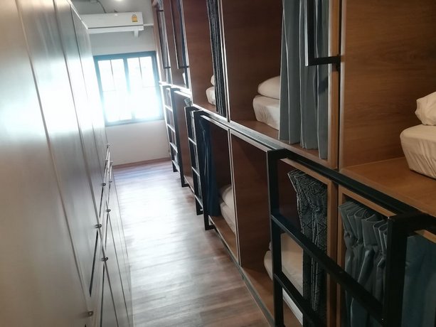Natee Hostel