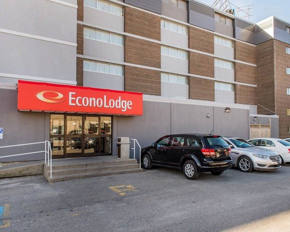 Econolodge Smiths Falls Images