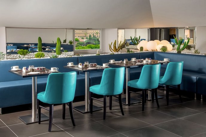 Bar_Restaurant