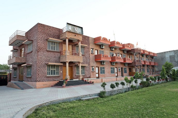 OYO 10422 Hotel Udai Garh Palace