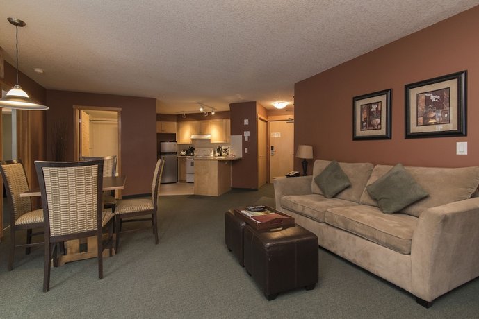 Windtower Lodge & Suites